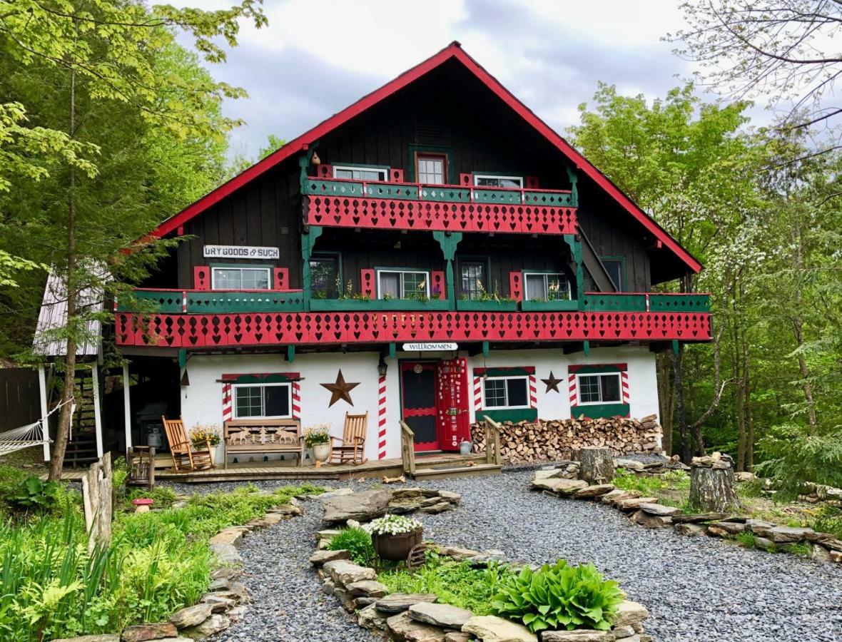 Grunberg Haus Inn & Cabins Waterbury Exterior photo